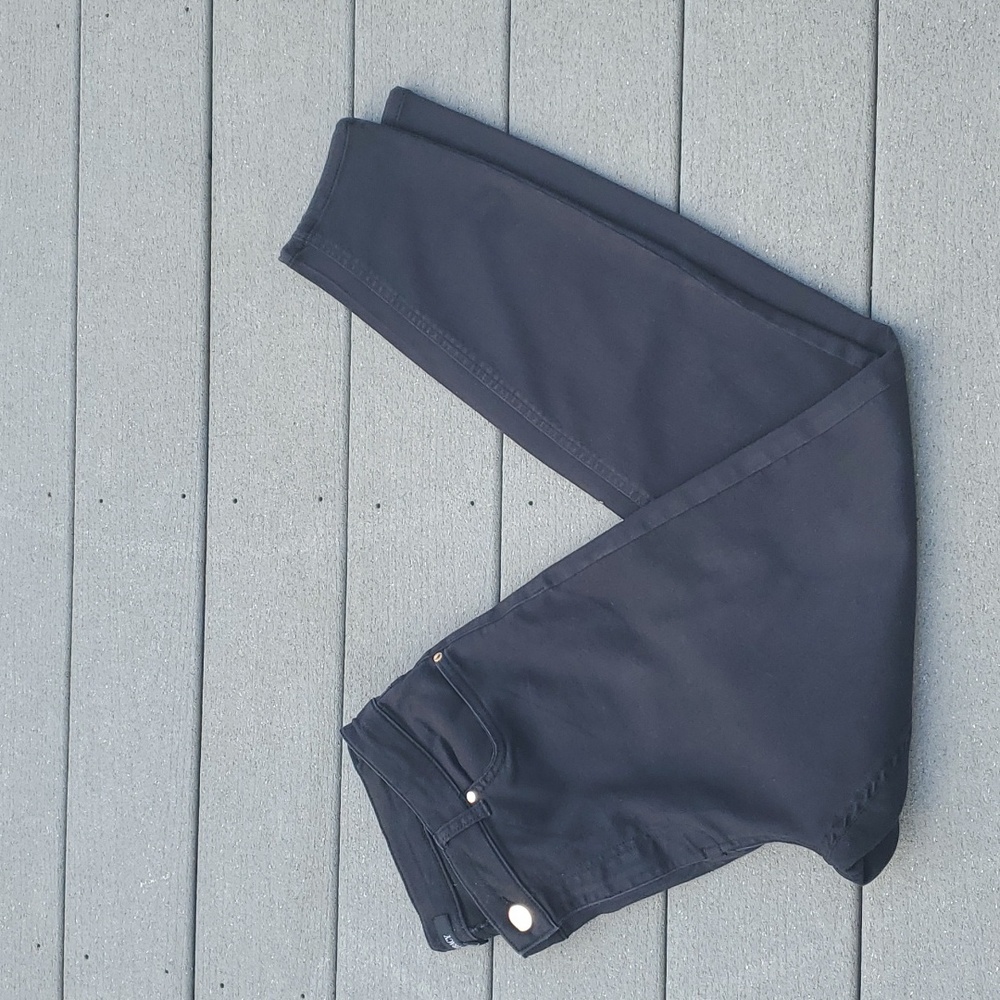Ellen Tracy Black Skinny Jeans